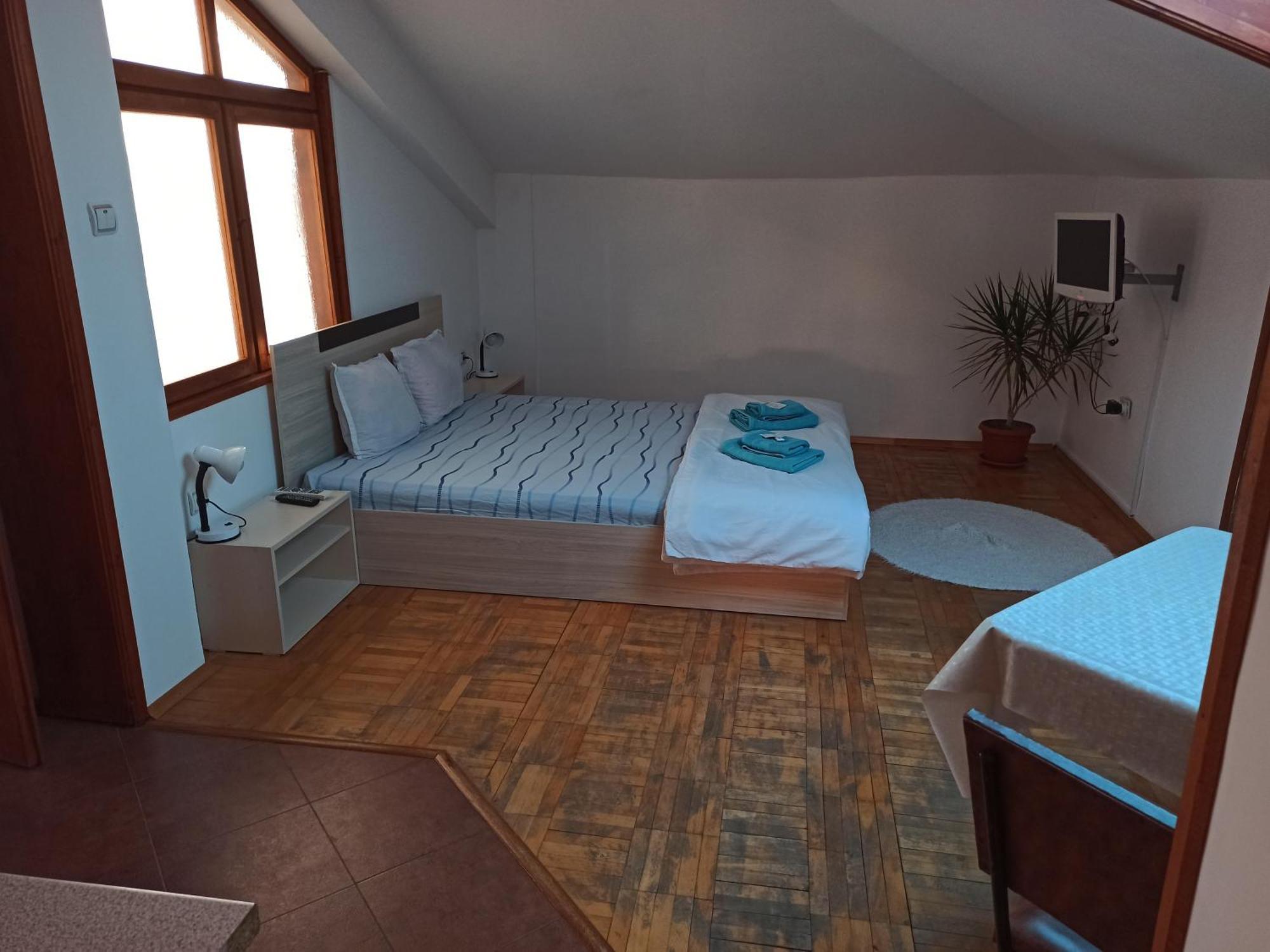 Guest House Ganovi Kalofer Quarto foto